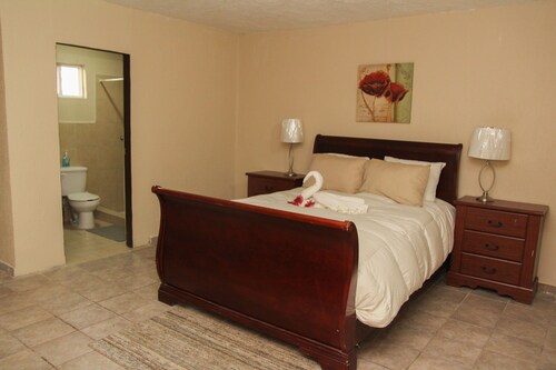 Plaza Goya Suite #203  New Comfy Great Location