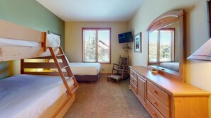 2 bedrooms - Snowcreek Resort Vacation Rentals 950 Links Way (Mammoth Lakes)