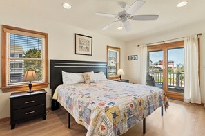 6 chambres, fer et planche à repasser, Wi-Fi, draps fournis