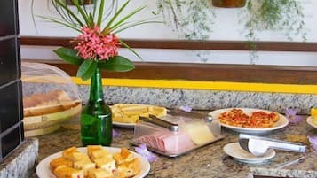 Desayuno buffet incluido todos los días