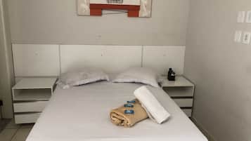 Frigobar, Wi-Fi de cortesia, roupa de cama