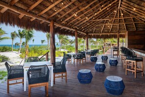 7 bars/lounges, 2 swim-up bars, 2 beach bars, poolside bar