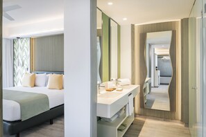 Shower, rainfall showerhead, eco-friendly toiletries, hair dryer