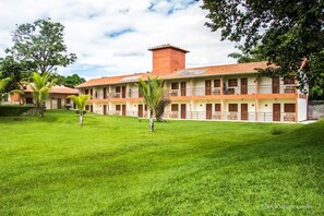 Exterior detail - Hotel Pousada Sertão Veredas (Buritizeiro)