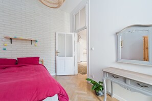 1 chambre, fer et planche à repasser, Wi-Fi