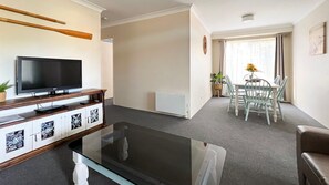 Smart TV, DVD player, books