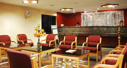 Warmly decorated rooms/Vandiyur Lake view Stay