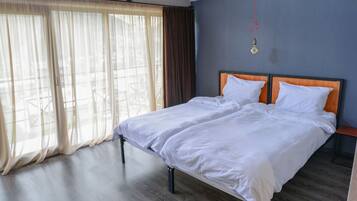 Standard Twin Room | Free WiFi, bed sheets