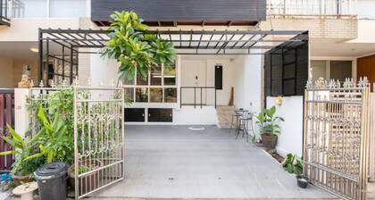 420 HOUSE: tu centro completo en Bangkok central para un máximo de 10 huéspedes.
