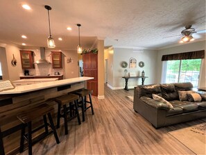 TV, peis og fotballspill