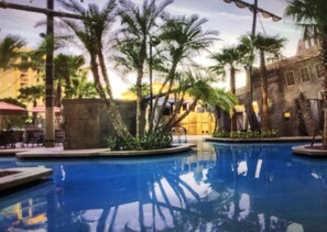 Piscina interna, piscina externa