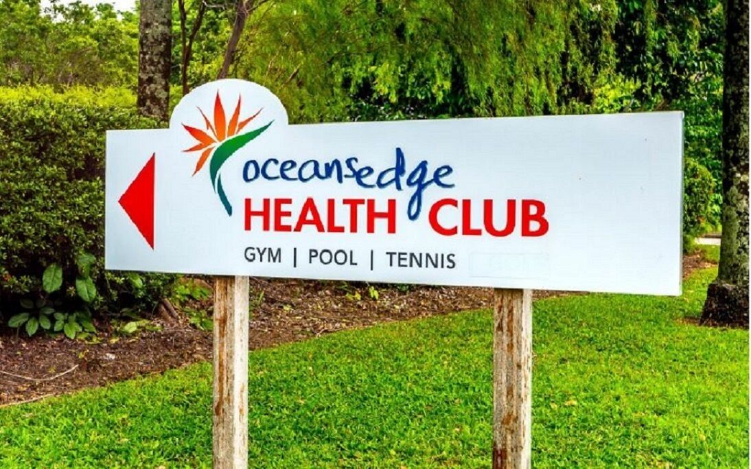 Azure Beach House Palm Cove — image 26