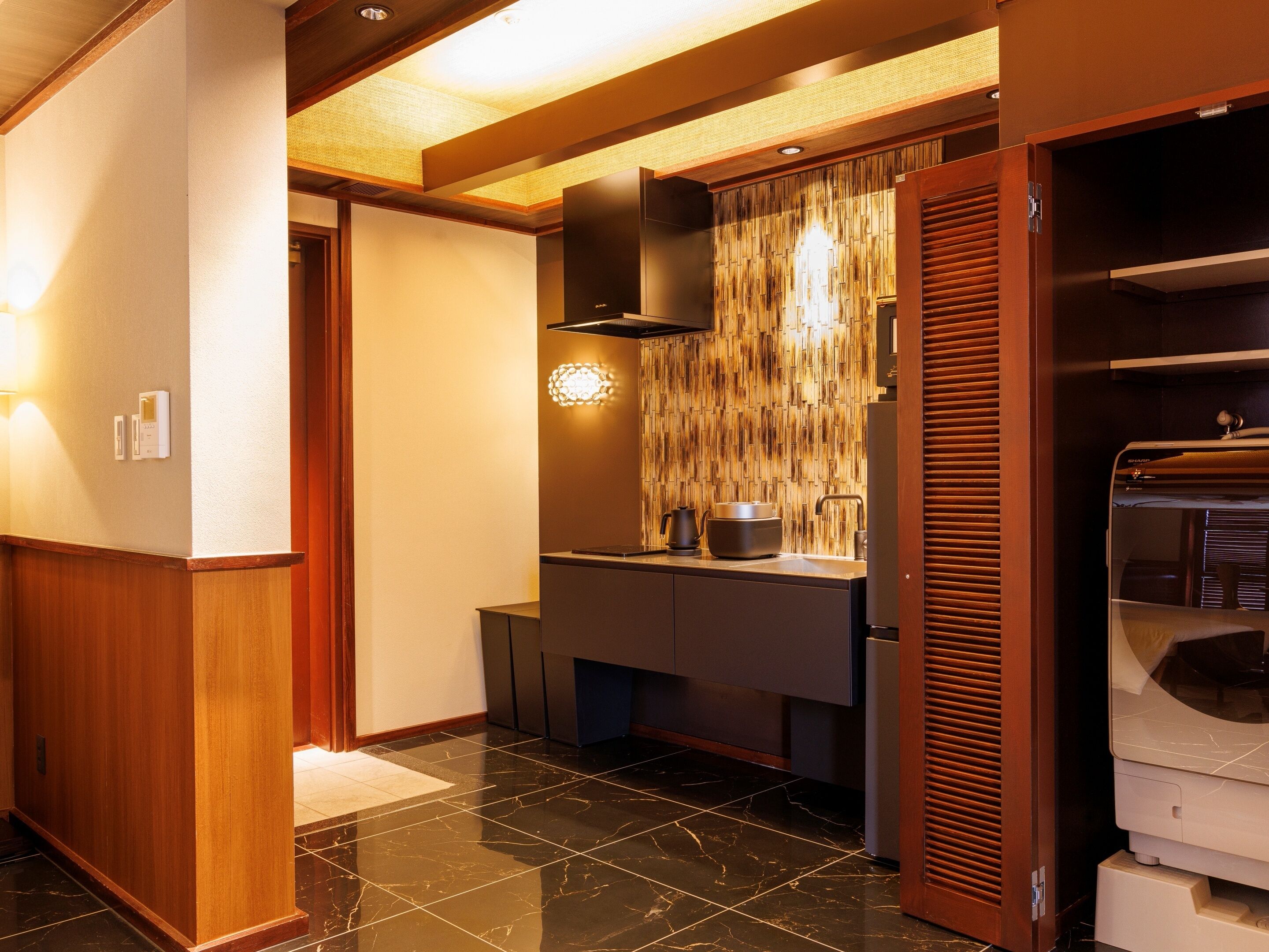 3 bedrooms, premium bedding, pillow-top beds, in-room safe