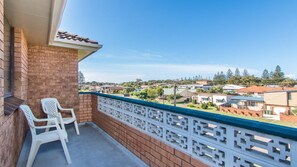 Property grounds - Seabreeze 4 - Opposite Tuncurry Bowling Club! (Tuncurry)