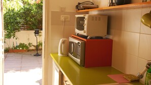 Interior - Shira apartment in a lovely garden (Herzliya)
