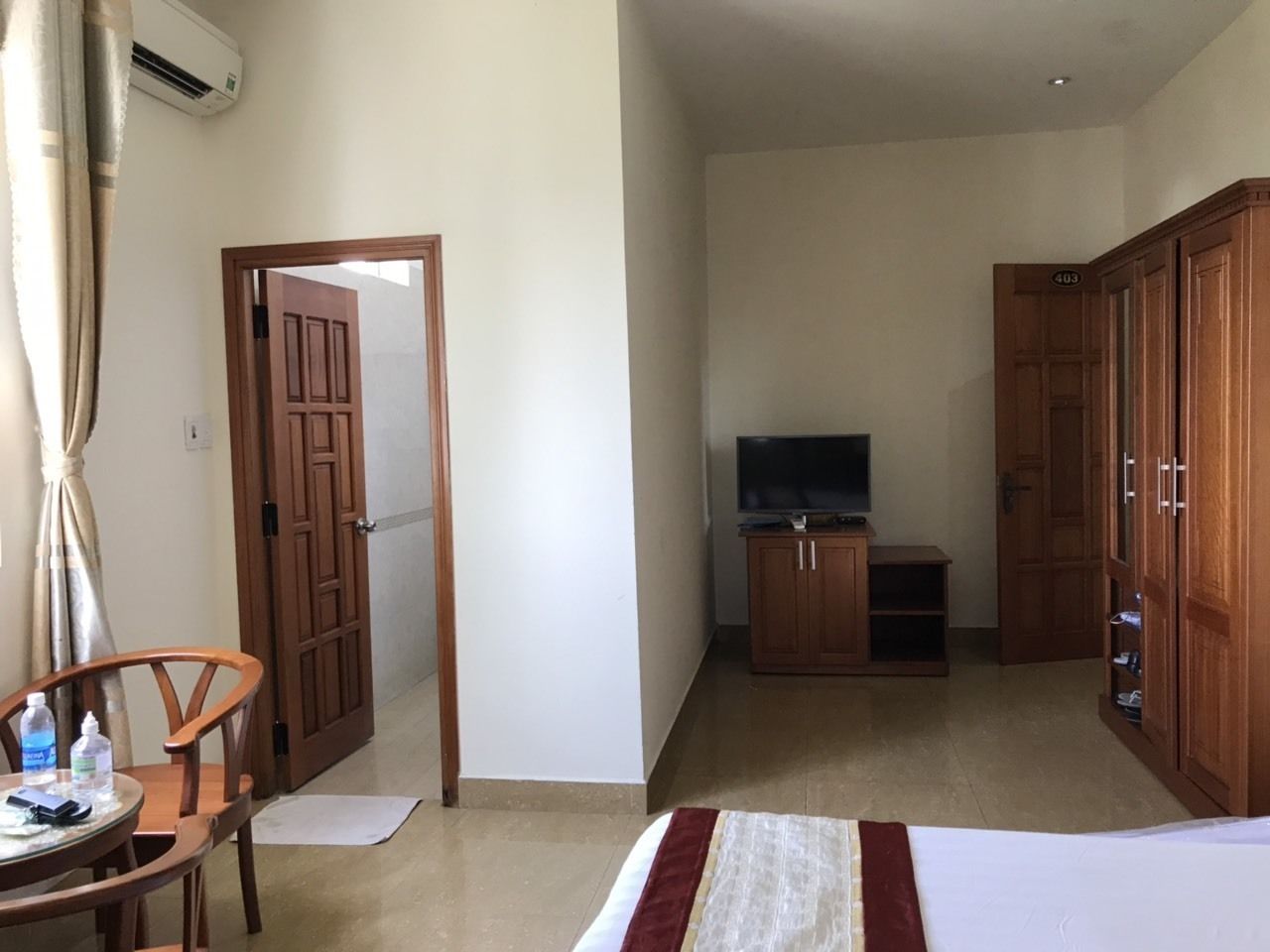 comfort single room | premium bedding, memory-foam beds, desk, laptop workspace