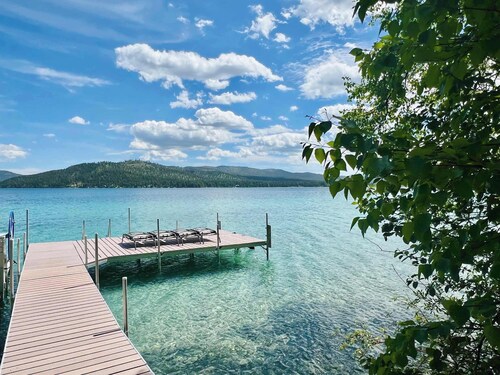 Paradise Found, Modern Dream Home on Ashley Lake