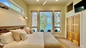 Room - Paradise Found, Modern Dream Home on Ashley Lake (Kila)