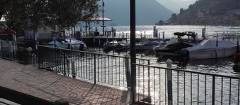 Dama Apartment - The Captain's House 