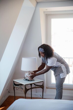 1 bedroom, iron/ironing board, internet