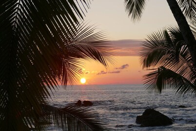 5 Bedroom, 3 level Treehouse Style Home near Corcovado National Park, and Beach.
