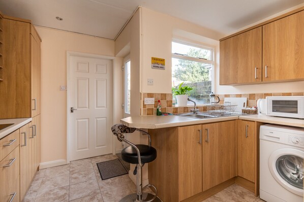 Fridge, microwave, oven, toaster