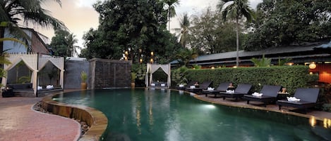 Alberca al aire libre