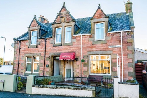 Ardgarry Holiday House