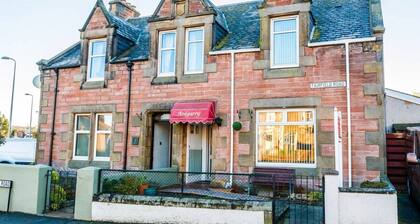 Ardgarry Holiday House