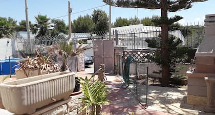 VILLA PICCADILLY-4 bedrooms- 3 bathrooms- residential area