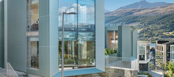 Lanah Residence