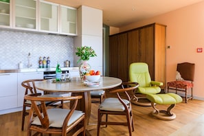 Deluxe Suite | Private kitchen