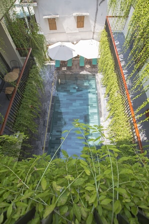 Outdoor pool, open 6:00 AM to 9:00 PM, sun loungers - MaiChi Villa Hoi An (Da Nang)