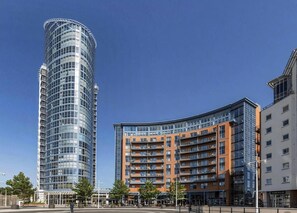 Exterior - A modern apartment, fully equipped with everything for a comfortable stay (Portsmouth)