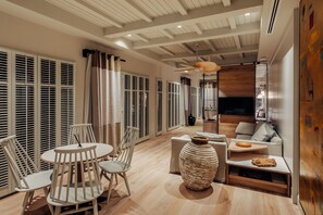 Suite destacada | Zona de menjador de l'habitació