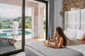 5 camere, una cassaforte in camera, ferro/asse da stiro, Wi-Fi gratuito