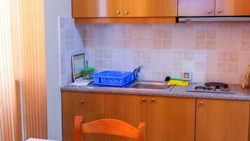 Appartamento | 1 camera, cassaforte in camera, una scrivania, insonorizzazione