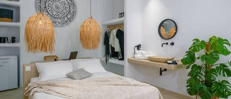 1 chambre, coffres-forts dans les chambres, fer et planche à repasser