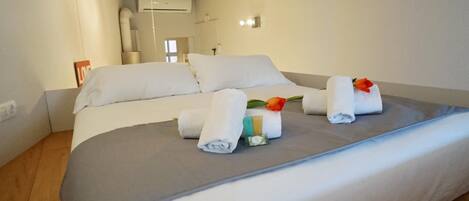 1 camera, ferro/asse da stiro, Wi-Fi gratuito, lenzuola