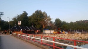 บริเวณภายนอก