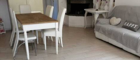 TV connectée, cheminée