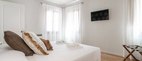 1 slaapkamer, een kluis op de kamer, gratis wifi, beddengoed