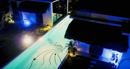 Rock n 'roll holiday villa
