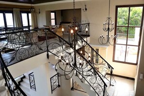 Interior - Villa Seaview, Knysna Heads – Private Oceanfront Luxury Villa with Heated Pool (Knysna)