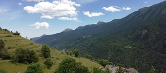 La via del bosco Apartment in a villa
