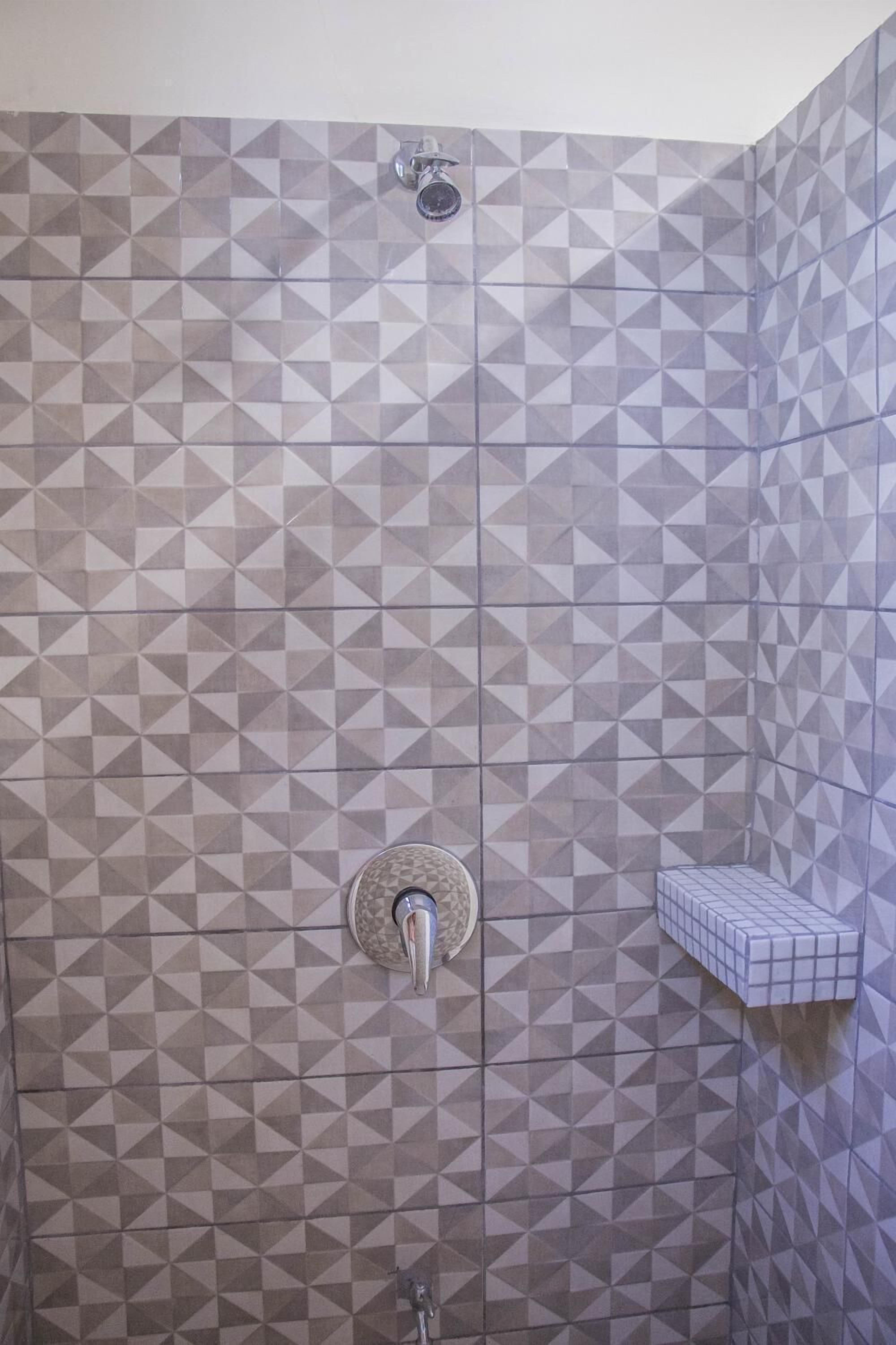 Shower, towels, soap, shampoo