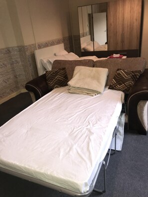 1 bedroom - Studio apartment, Spacious and bright (London)