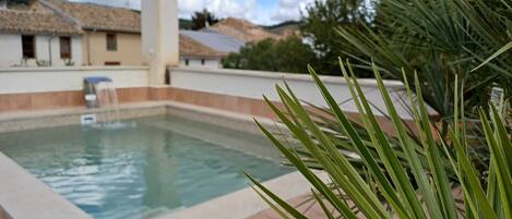 Cascada en la alberca