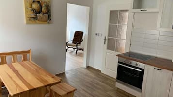 Family Apartment (3) | In-room dining