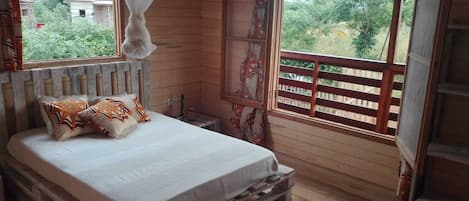 2 bedrooms, bed sheets